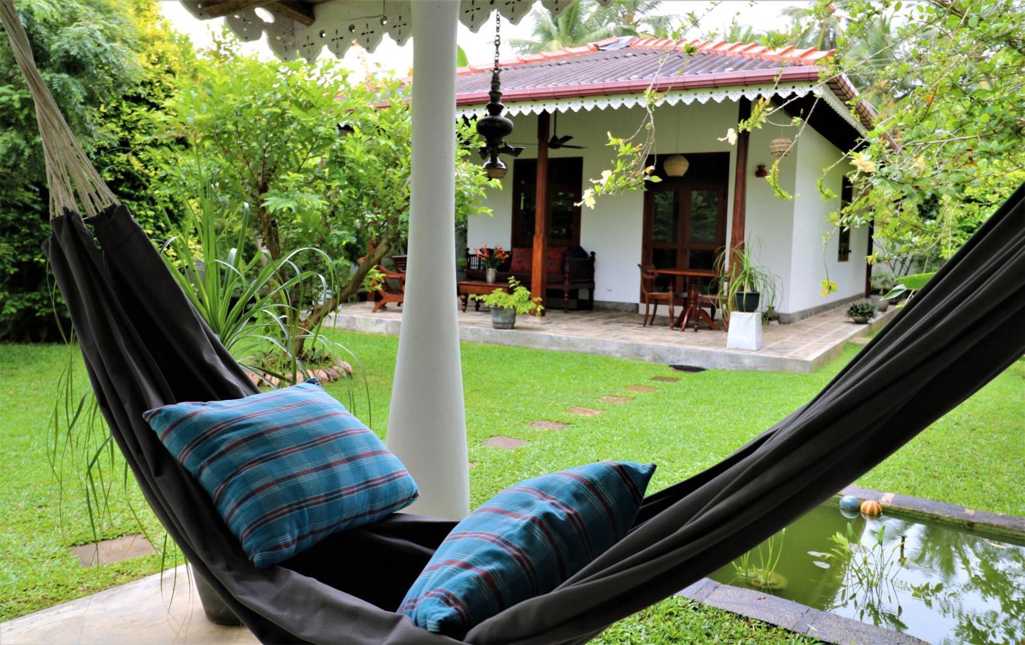 Lilly House Bed and Breakfast Unawatuna Exterior foto